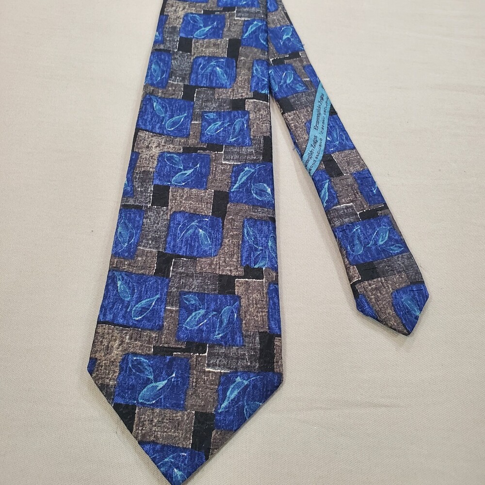 Ermenegildo Zegna Tie Floral Blue Silk  Made in Italy 3.75"W 59"L